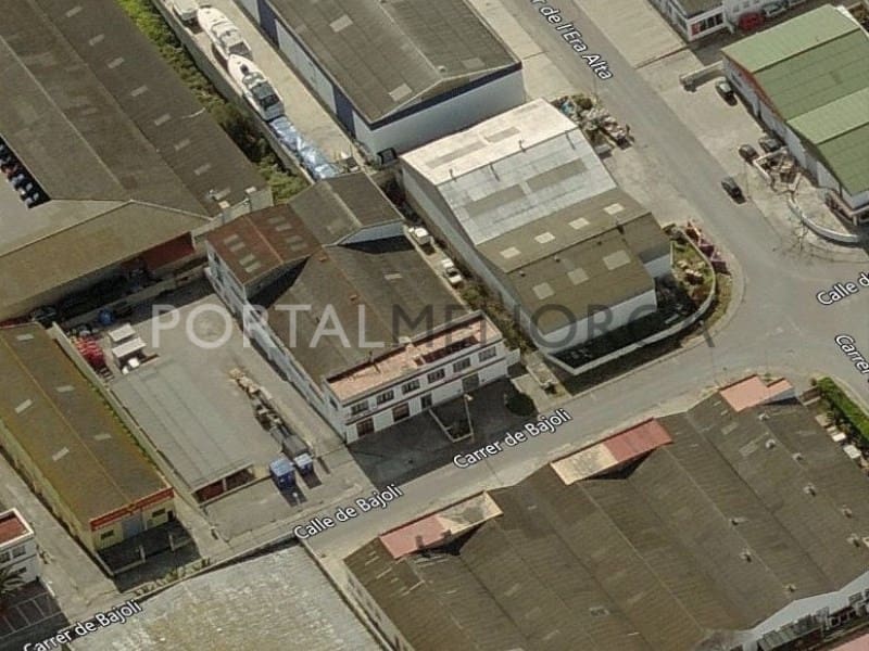 Commercial for sale in Mahon / Mao - € 490,000 (Ref: 9402111)