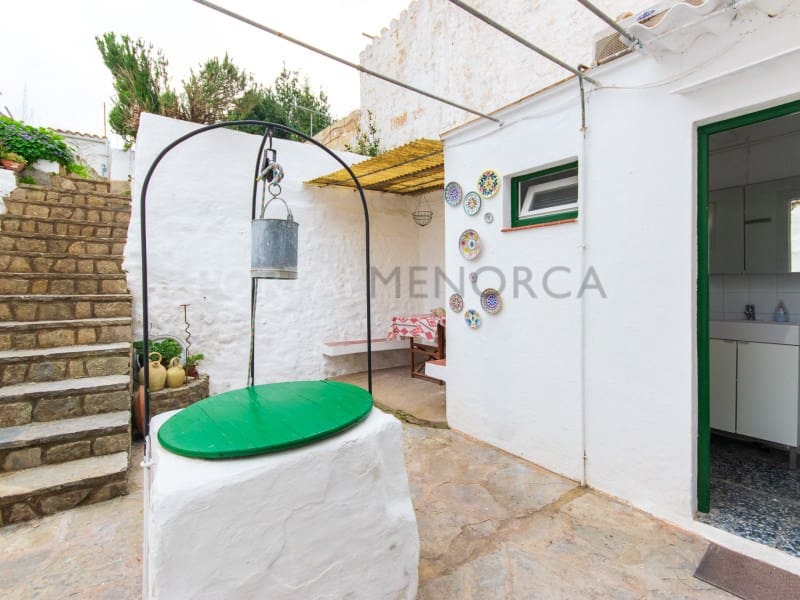 4 bedroom Villa for sale in Es Mercadal - € 420,000 (Ref: 9402112)