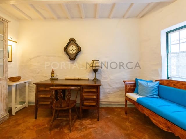 Chalet de 4 habitaciones en Es Mercadal en venta - 420.000 € (Ref: 9402112)