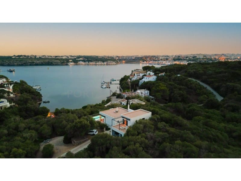 4 quarto Moradia para venda em Cala Llonga com piscina garagem - 1 900 000 € (Ref: 9402114)