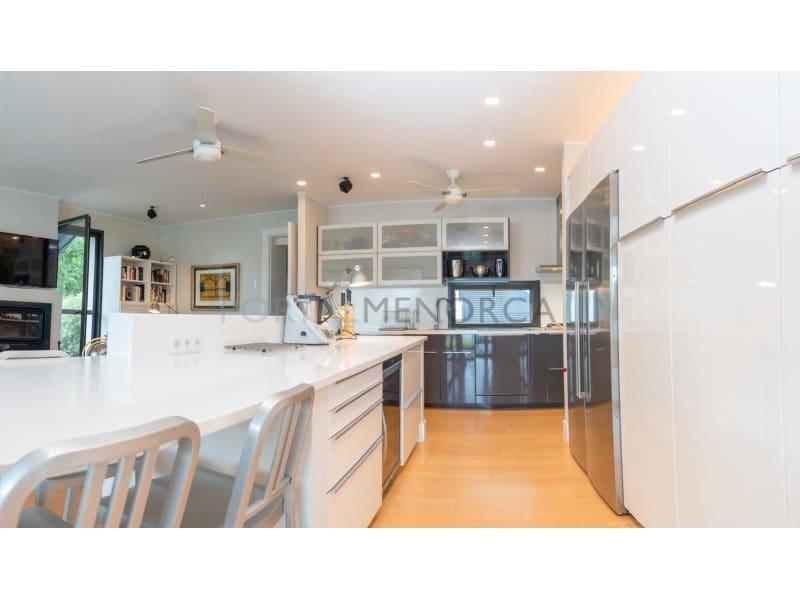 4 quarto Moradia para venda em Cala Llonga com piscina garagem - 1 900 000 € (Ref: 9402114)