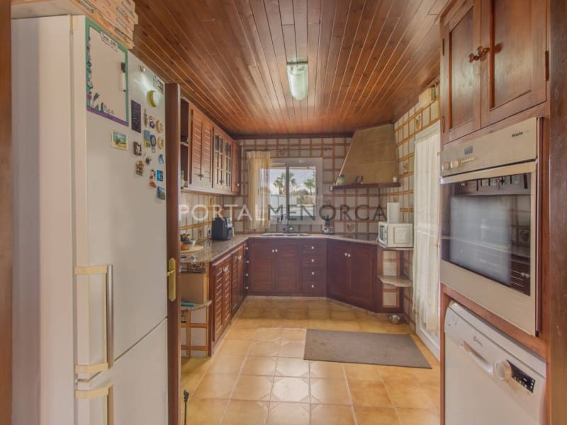 3 slaapkamer Villa te koop in Es Castell met zwembad garage - € 750.000 (Ref: 9402117)