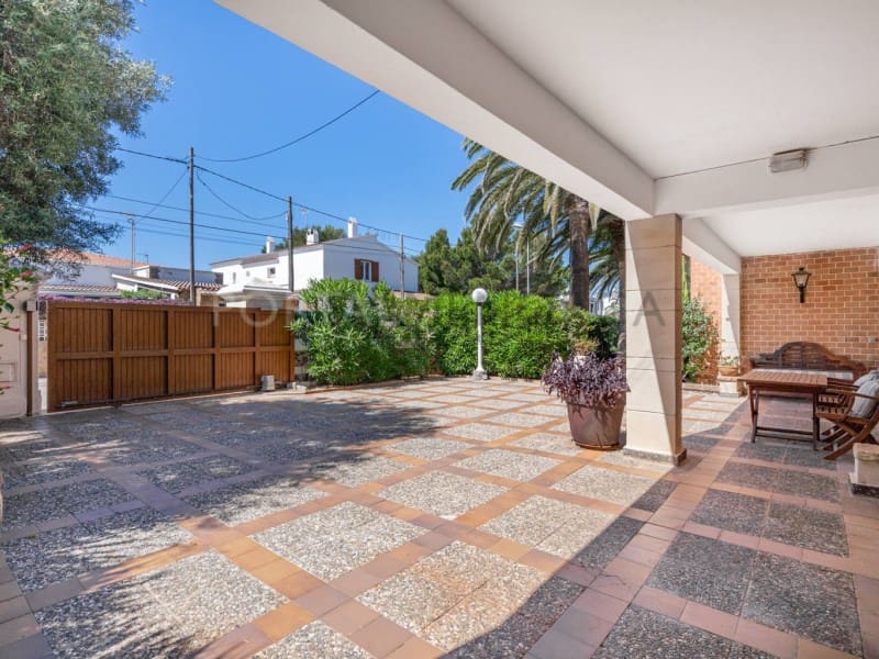 4 slaapkamer Villa te koop in Ciutadella de Menorca - € 1.950.000 (Ref: 9402120)