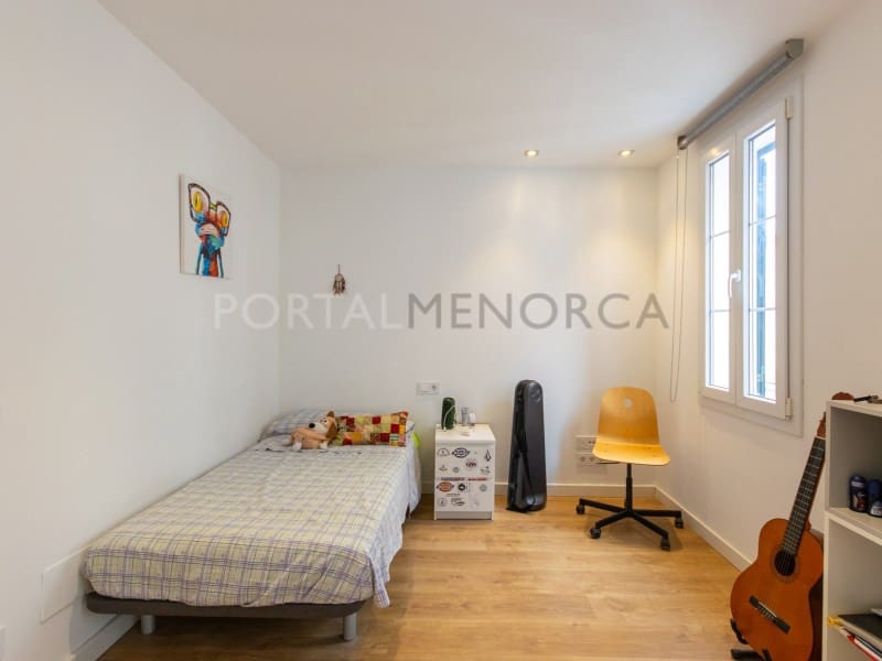 5 quarto Moradia para venda em Ciutadella de Menorca com garagem - 750 000 € (Ref: 9402125)