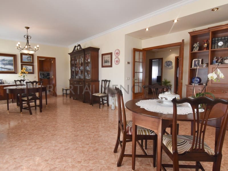 5 bedroom Villa for sale in Mahon / Mao - € 990,000 (Ref: 9402130)