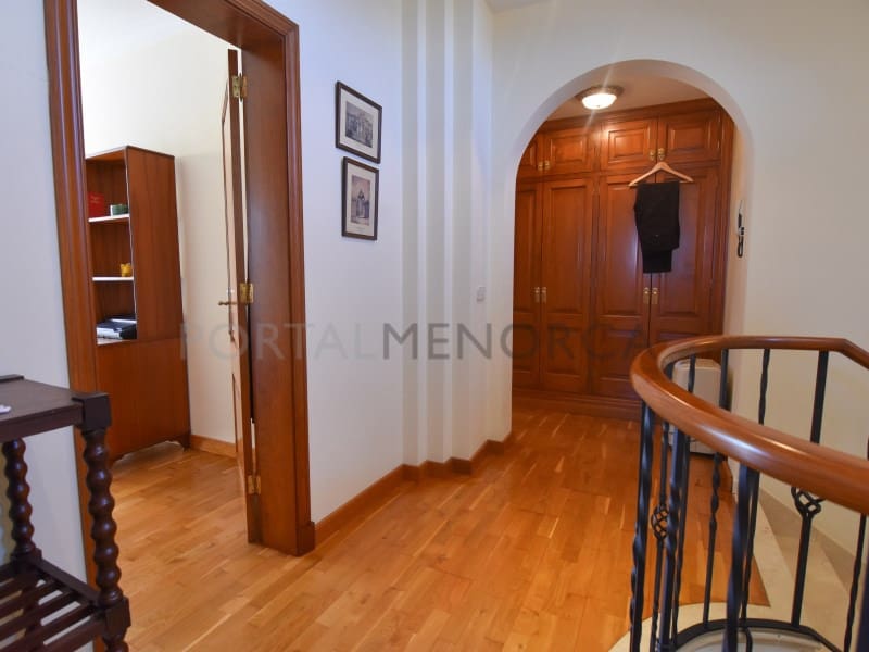 5 bedroom Villa for sale in Mahon / Mao - € 990,000 (Ref: 9402130)