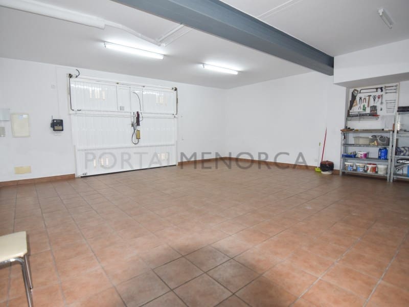 5 bedroom Villa for sale in Mahon / Mao - € 990,000 (Ref: 9402130)