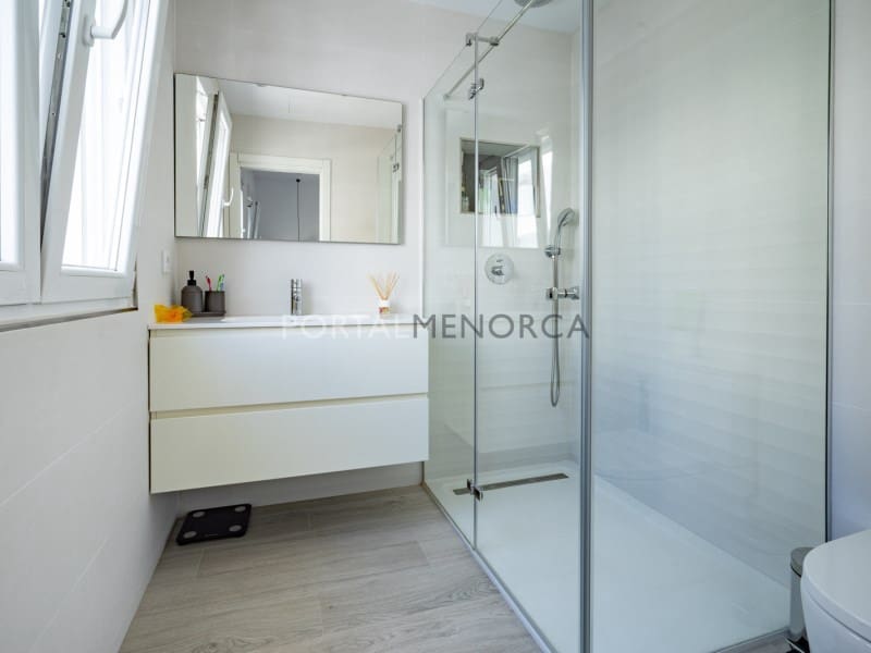 4 bedroom Villa for sale in Mahon / Mao - € 650,000 (Ref: 9402141)