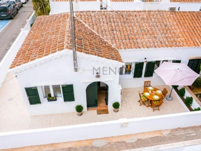 2 makuuhuone Huvila myytävänä paikassa Ciutadella, Ciutadella de Menorca - 630 000 € (Ref: 9402145)