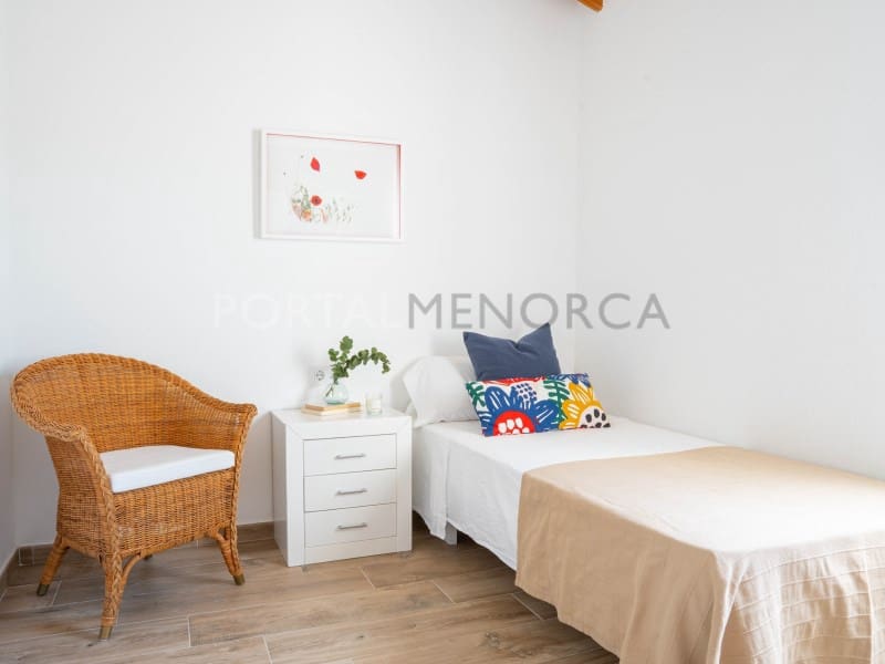 3 quarto Moradia para venda em Cala'n Bosch com piscina - 475 000 € (Ref: 9402146)