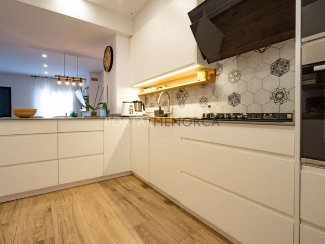 3 sovrum Villa till salu i Mahón / Maó - 460 000 € (Ref: 9402147)