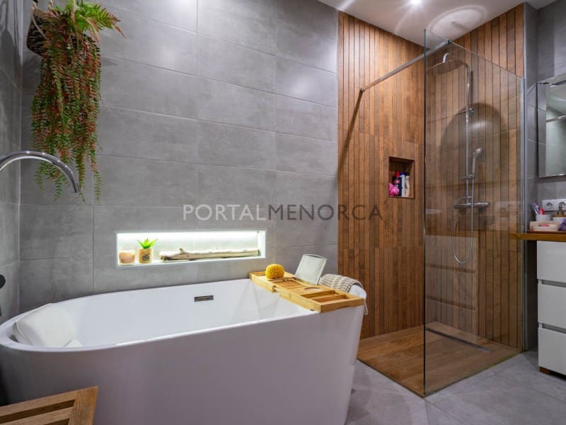 3 bedroom Villa for sale in Mahon / Mao - € 460,000 (Ref: 9402147)