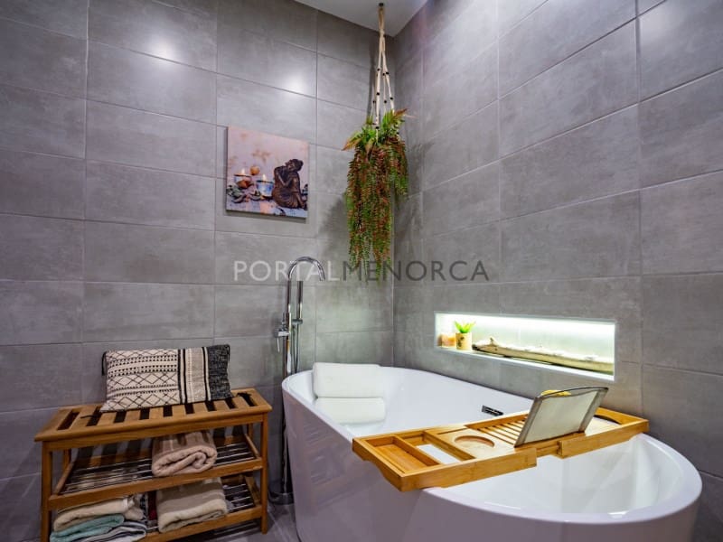 3 bedroom Villa for sale in Mahon / Mao - € 460,000 (Ref: 9402147)