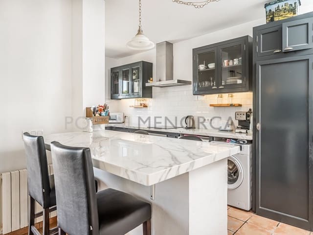 3 makuuhuone Huvila myytävänä paikassa Cap d'en Font, San Luis / Sant Lluís mukana uima-altaan 
autotalli - 600 000 € (Ref: 9402152)