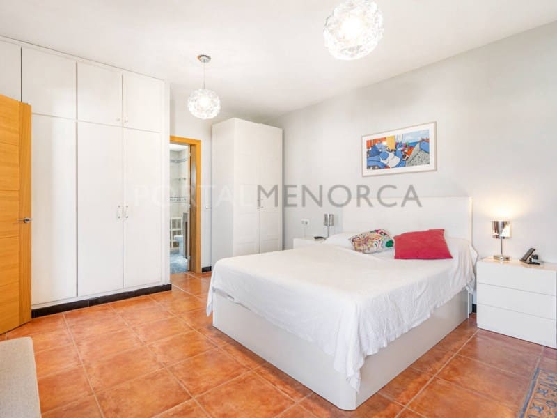 3 soveværelse Villa til salg i Ciutadella de Menorca med swimmingpool - € 590.000 (Ref: 9402155)