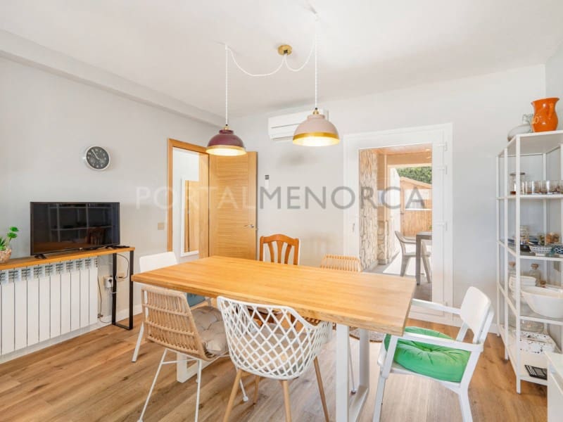 3 soveværelse Villa til salg i Ciutadella de Menorca med swimmingpool - € 590.000 (Ref: 9402155)