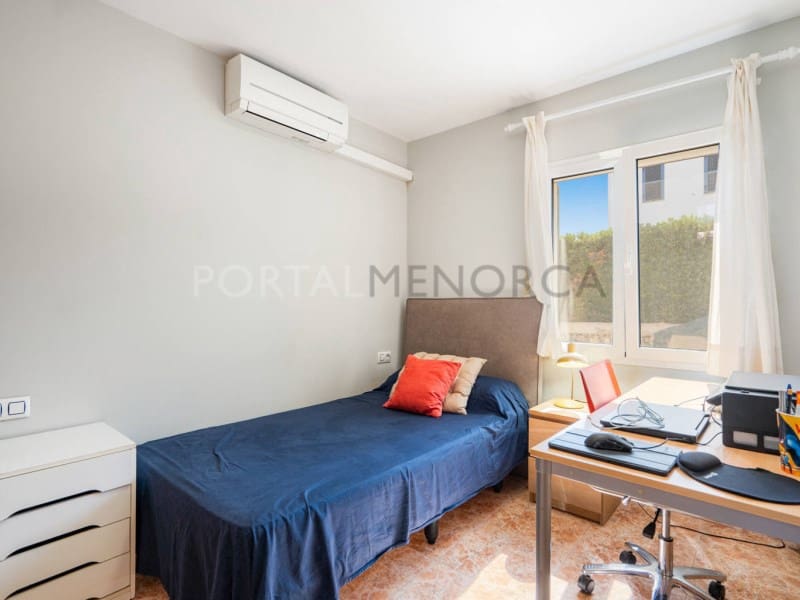 3 soveværelse Villa til salg i Ciutadella de Menorca med swimmingpool - € 590.000 (Ref: 9402155)