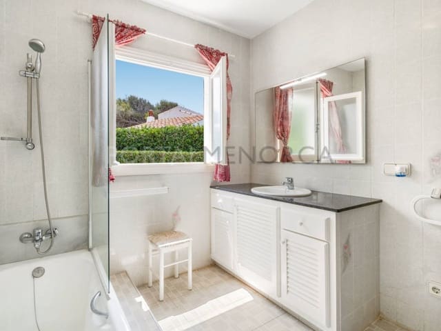 3 quarto Moradia para venda em Cala'n Bosch, Ciutadella de Menorca com piscina - 760 000 € (Ref: 9402163)