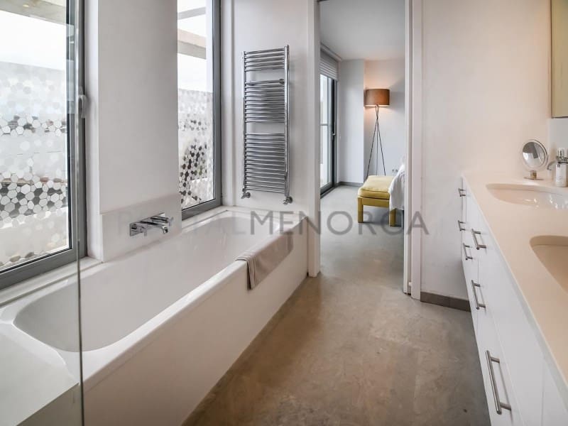 6 quarto Moradia para venda em Cala Llonga com piscina - 4 950 000 € (Ref: 9402164)