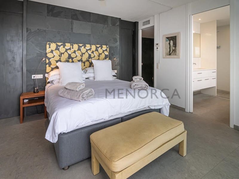 6 quarto Moradia para venda em Cala Llonga com piscina - 4 950 000 € (Ref: 9402164)