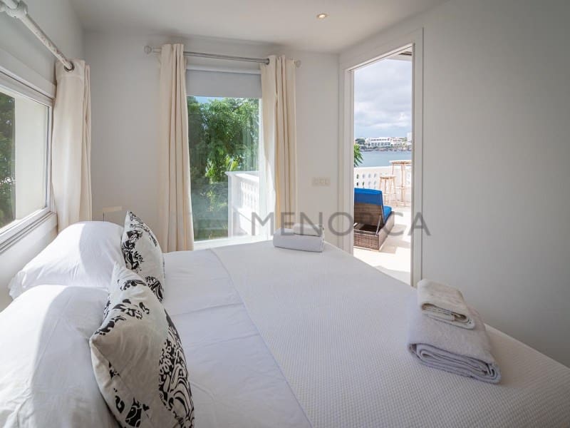 6 quarto Moradia para venda em Cala Llonga com piscina - 4 950 000 € (Ref: 9402164)