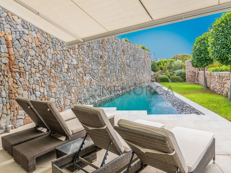 6 quarto Moradia para venda em Cala Llonga com piscina - 4 950 000 € (Ref: 9402164)