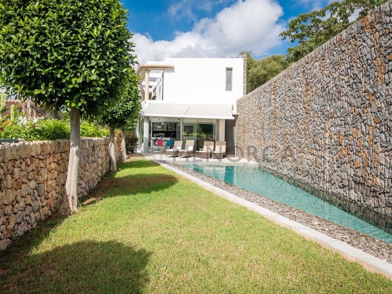 6 quarto Moradia para venda em Cala Llonga com piscina - 4 950 000 € (Ref: 9402164)