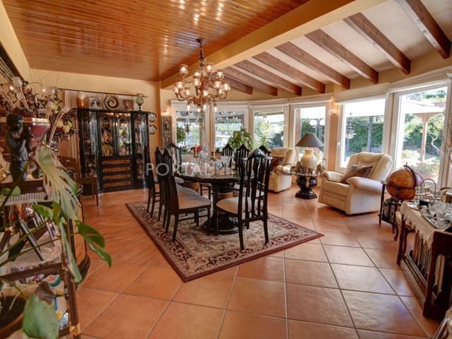 4 bedroom Villa for sale in San Clemente / Sant Climent, Mahón / Maó with pool - € 2,345,000 (Ref: 9402167)