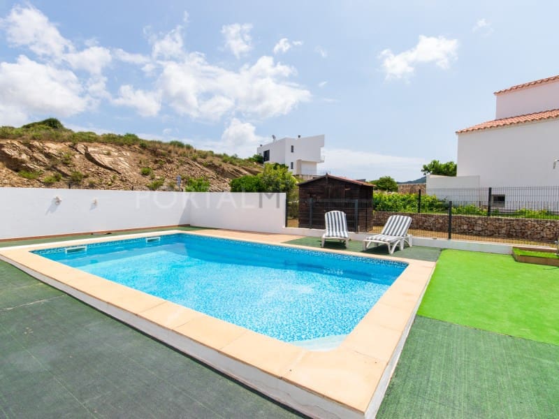 3 bedroom Villa for sale in Es Mercadal with pool garage - € 750,000 (Ref: 9402168)