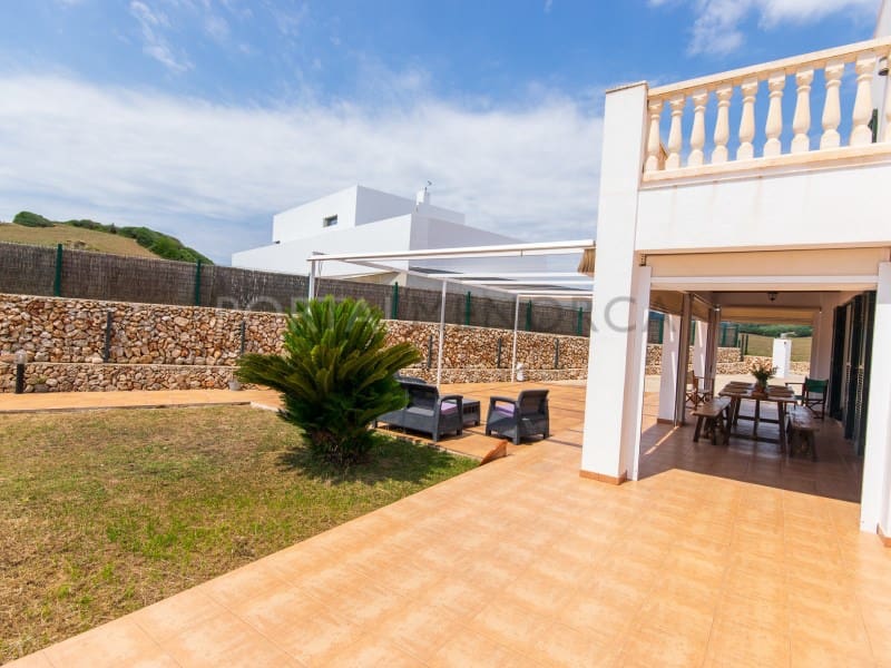 3 bedroom Villa for sale in Es Mercadal with pool garage - € 750,000 (Ref: 9402168)