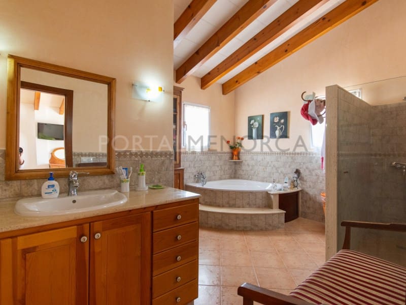 3 bedroom Villa for sale in Es Mercadal with pool garage - € 750,000 (Ref: 9402168)