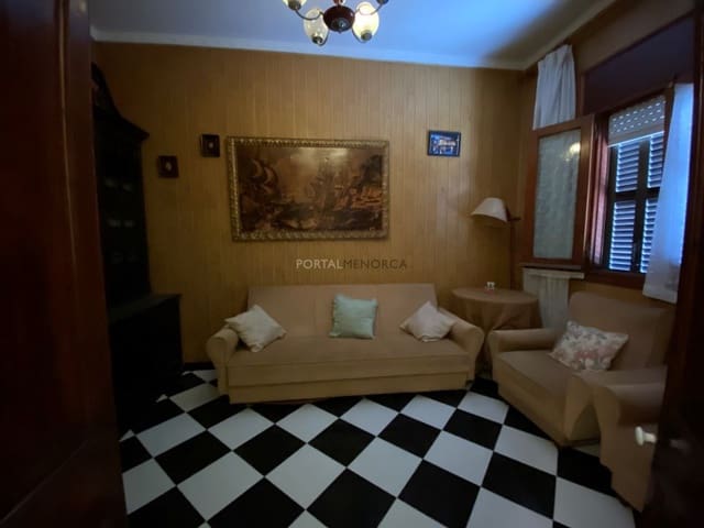 4 Zimmer Villa zu verkaufen in Mahón / Maó - 700.000 € (Ref: 9402171)