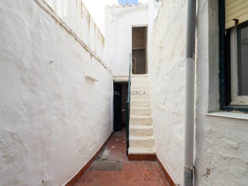 4 bedroom Villa for sale in Mahon / Mao - € 530,250 (Ref: 9402172)