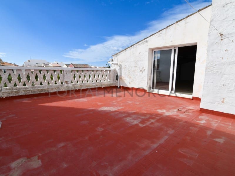 6 chambre Villa/Maison à vendre à Es Castell avec garage - 520 000 € (Ref: 9402173)