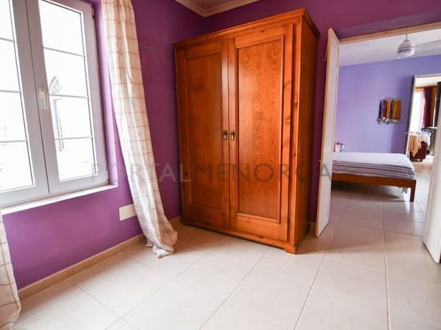 6 chambre Villa/Maison à vendre à Es Castell avec garage - 520 000 € (Ref: 9402173)