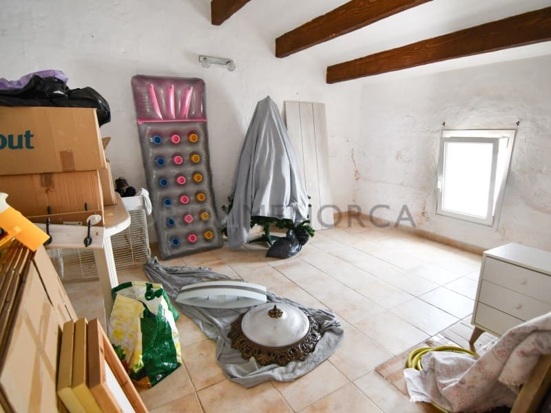 6 chambre Villa/Maison à vendre à Es Castell avec garage - 520 000 € (Ref: 9402173)