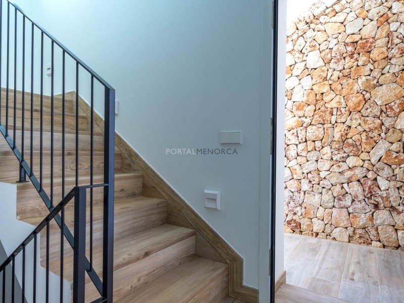 5 bedroom Villa for sale in Cala Llonga with pool - € 4,000,000 (Ref: 9402175)