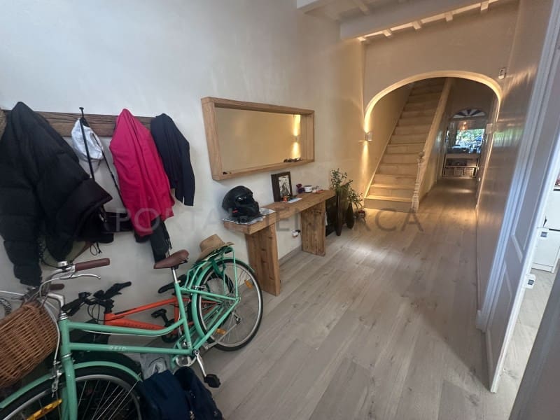 4 bedroom Villa for sale in Mahon / Mao - € 650,000 (Ref: 9500431)