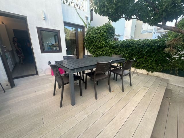 4 soveværelse Villa til salg i Mahón / Maó - € 650.000 (Ref: 9500431)