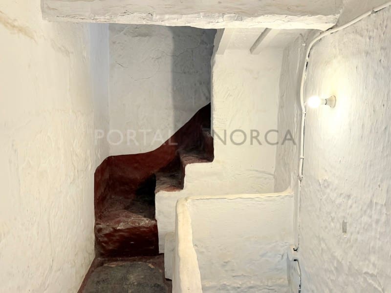 5 bedroom Villa for sale in Ciutadella de Menorca - € 460,000 (Ref: 9500432)