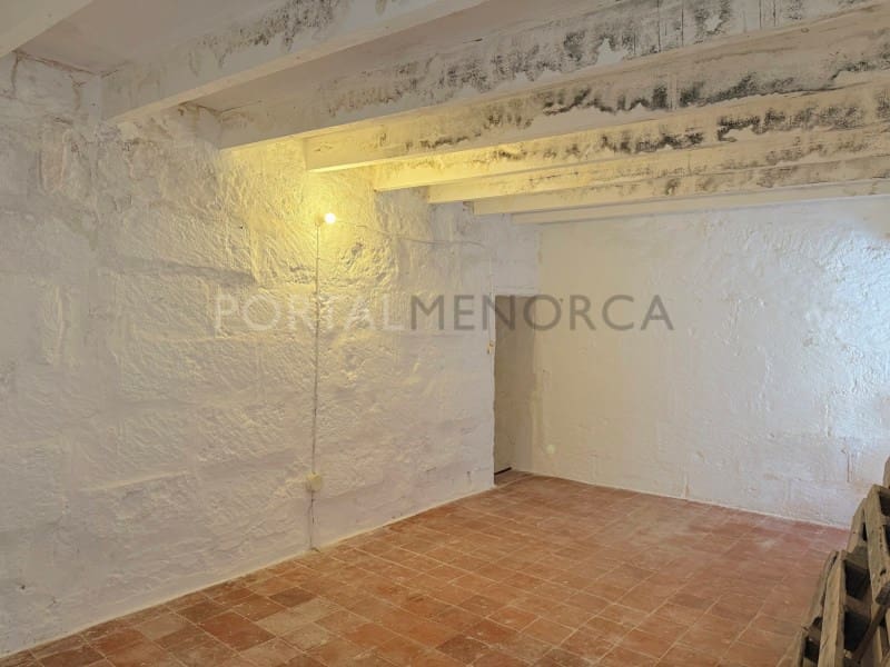 5 bedroom Villa for sale in Ciutadella de Menorca - € 460,000 (Ref: 9500432)