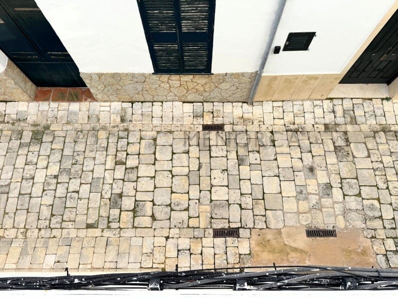 5 bedroom Villa for sale in Ciutadella de Menorca - € 460,000 (Ref: 9500432)