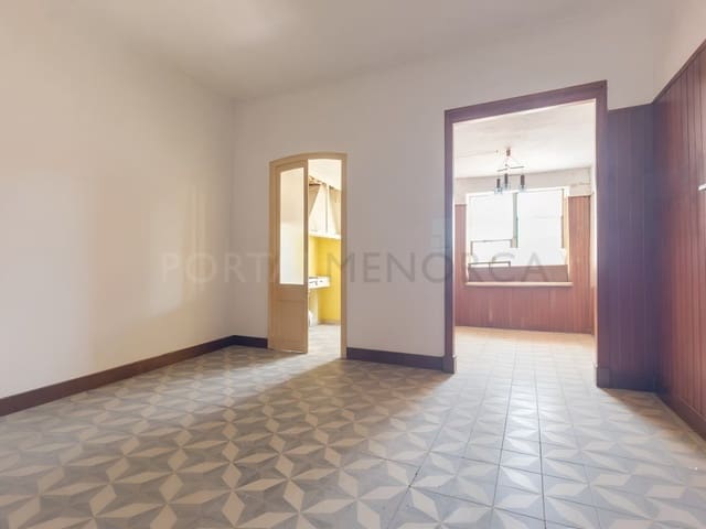 6 bedroom Villa for sale in Mahón / Maó with garage - € 750,000 (Ref: 9500435)