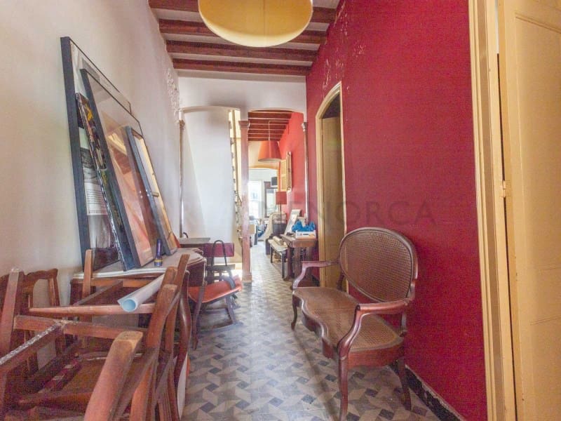 6 bedroom Villa for sale in Mahon / Mao with garage - € 750,000 (Ref: 9500435)