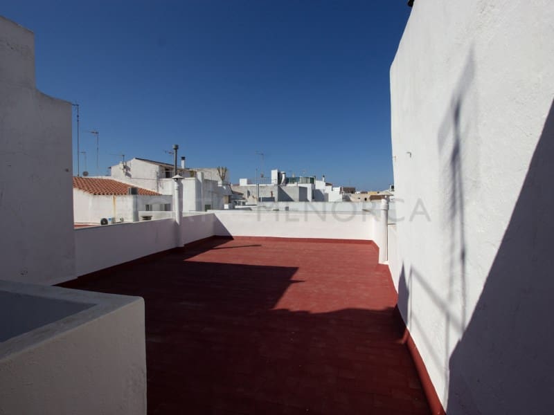 4 bedroom Villa for sale in Ciutadella de Menorca - € 650,000 (Ref: 9500437)