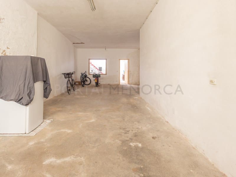 4 bedroom Villa for sale in Ciutadella de Menorca - € 650,000 (Ref: 9500437)