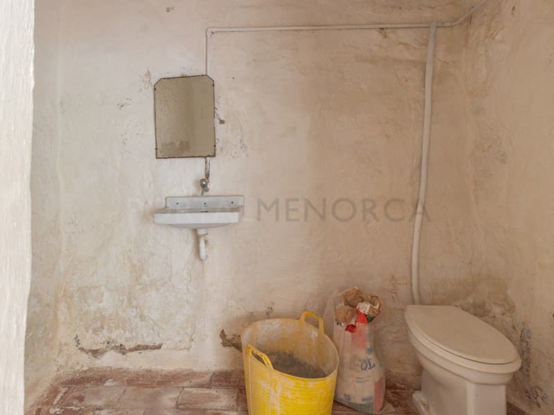 4 bedroom Villa for sale in Ciutadella de Menorca - € 650,000 (Ref: 9500437)