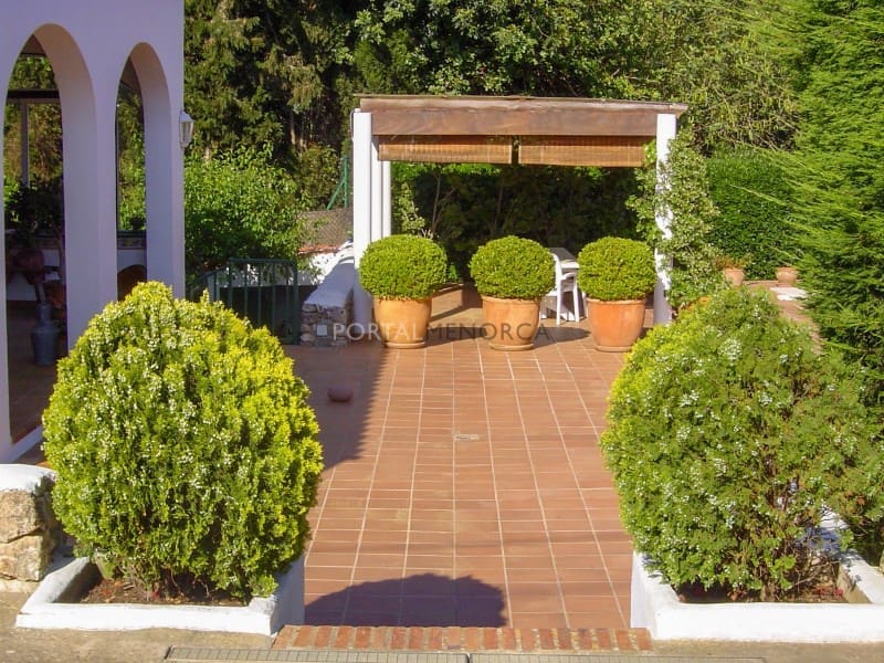 5 bedroom Finca/Country House for sale in Llucmacanes with pool garage - € 1,290,000 (Ref: 9500442)