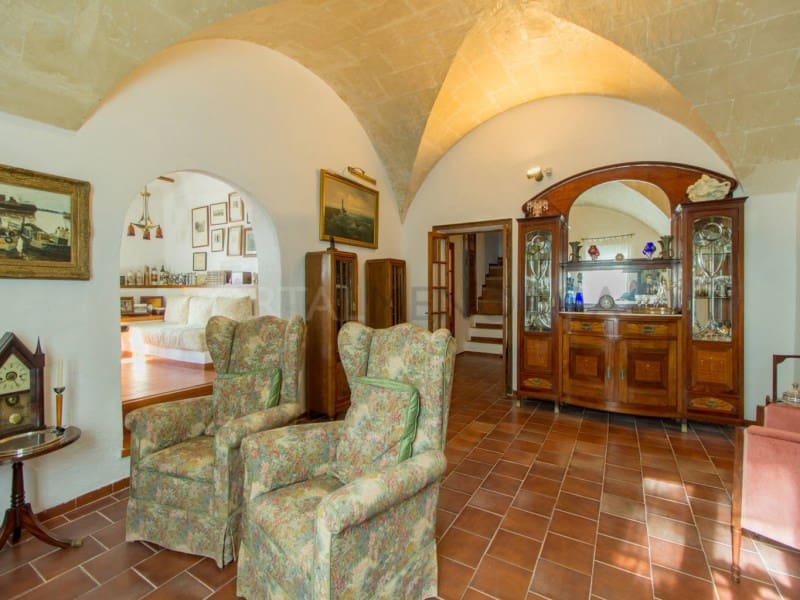 6 bedroom Finca/Country House for sale in Alayor / Alaior with pool garage - € 1,550,000 (Ref: 9500448)