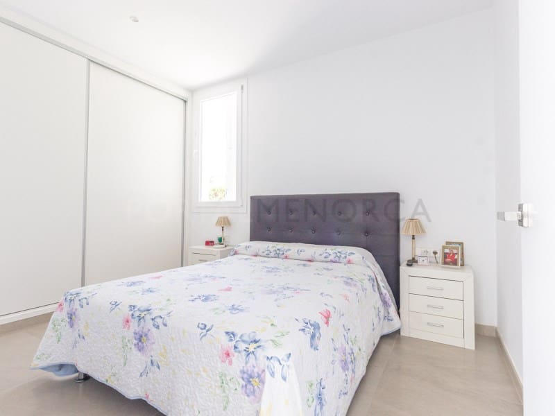 3 bedroom Villa for sale in Cala Blanca with pool - € 945,000 (Ref: 9500450)